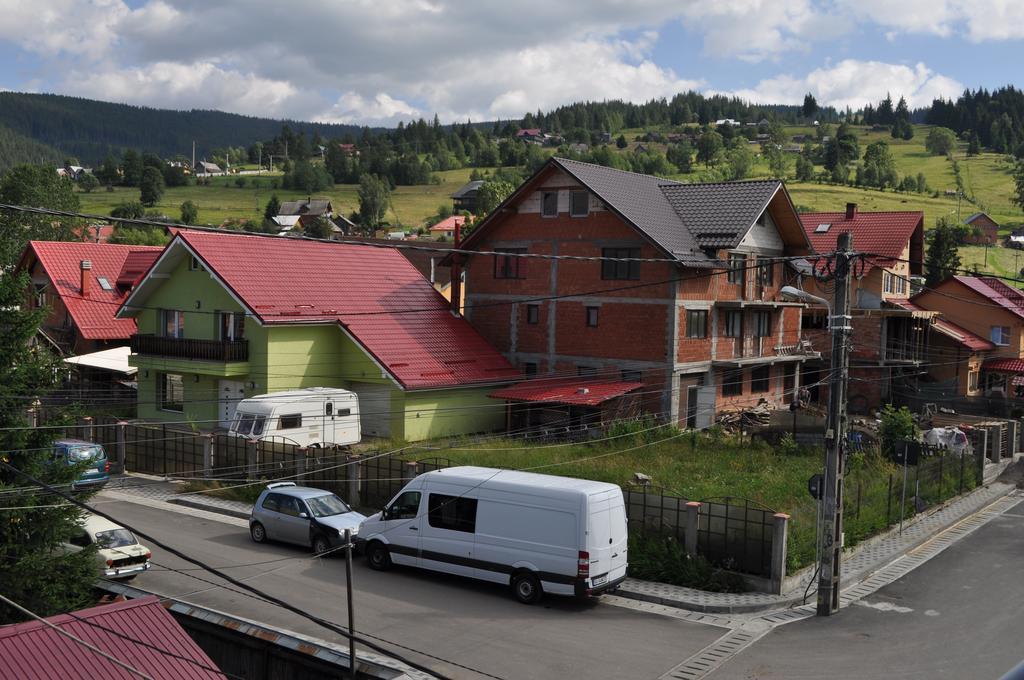 Casa Emilia Hotel Dornavátra Kültér fotó